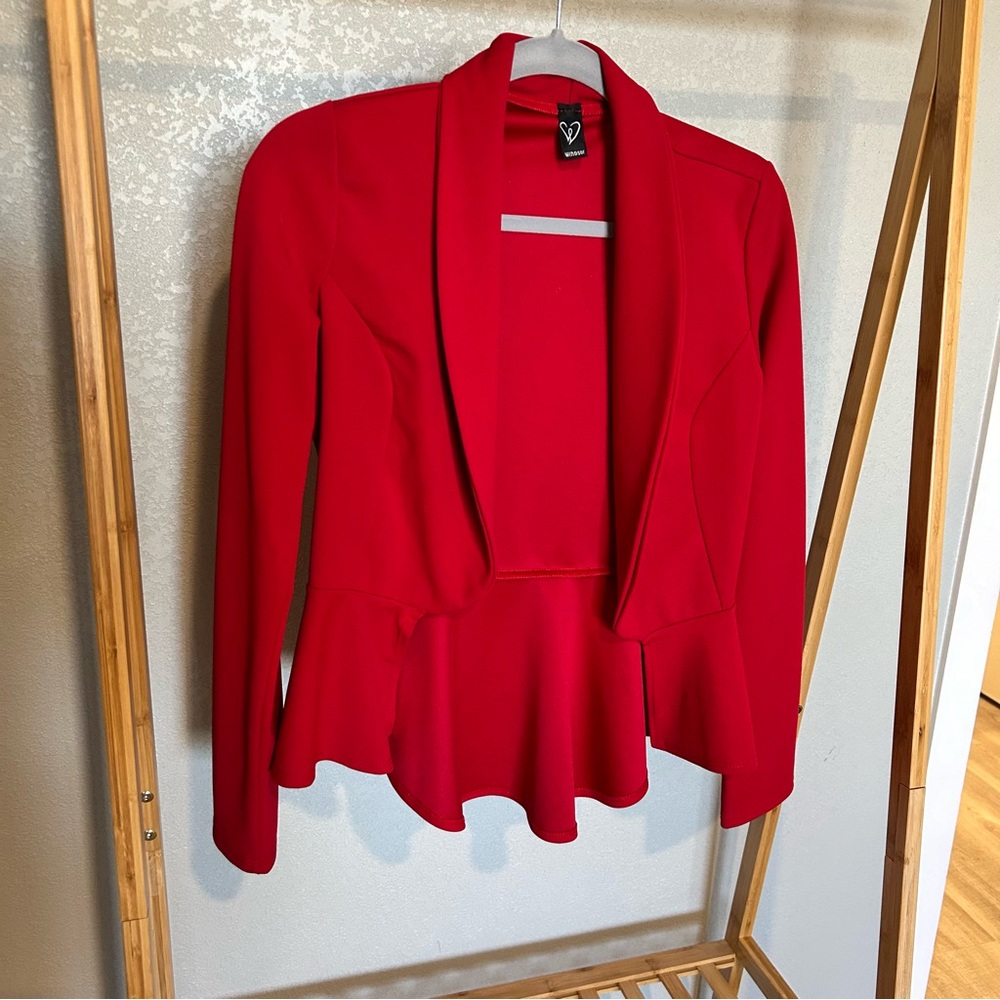 Windsor women’s open from red blazer. Size small.
